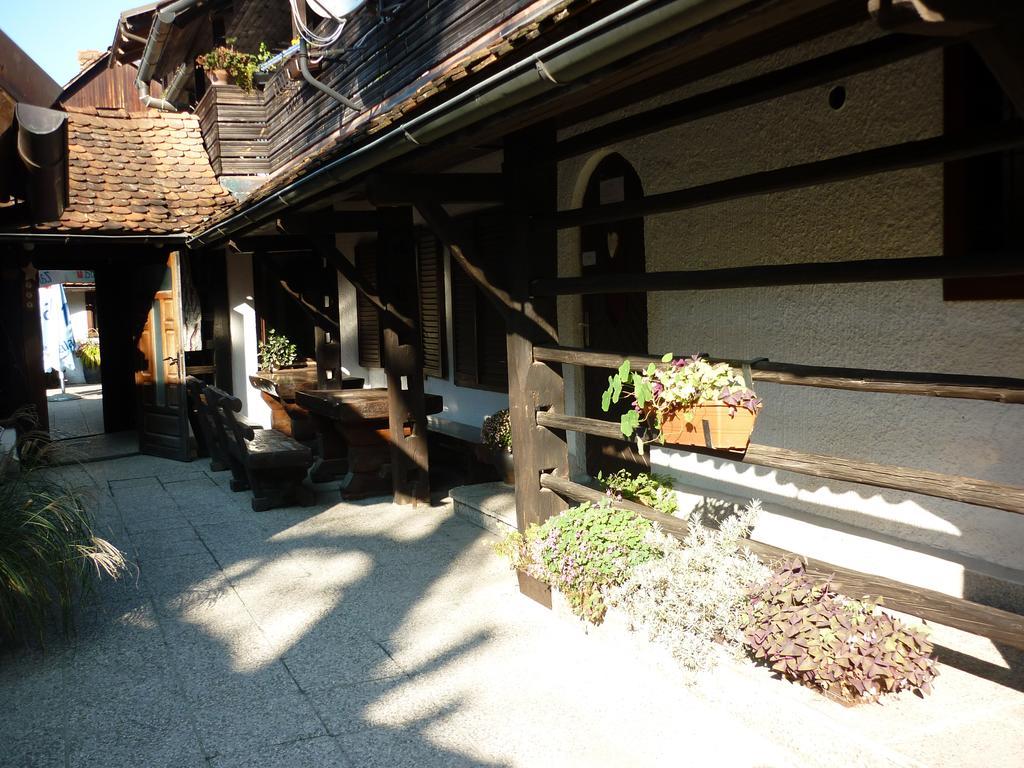 Hotel Gostisce Smuk Križe Zewnętrze zdjęcie