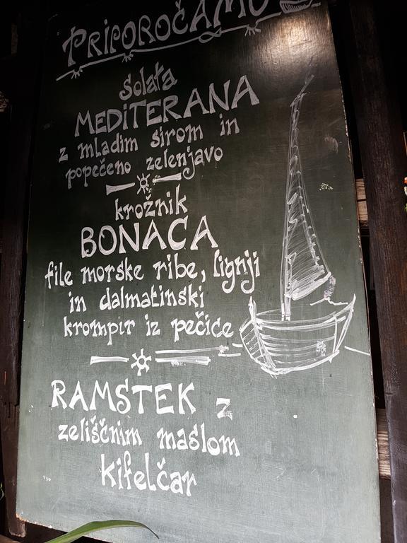 Hotel Gostisce Smuk Križe Zewnętrze zdjęcie